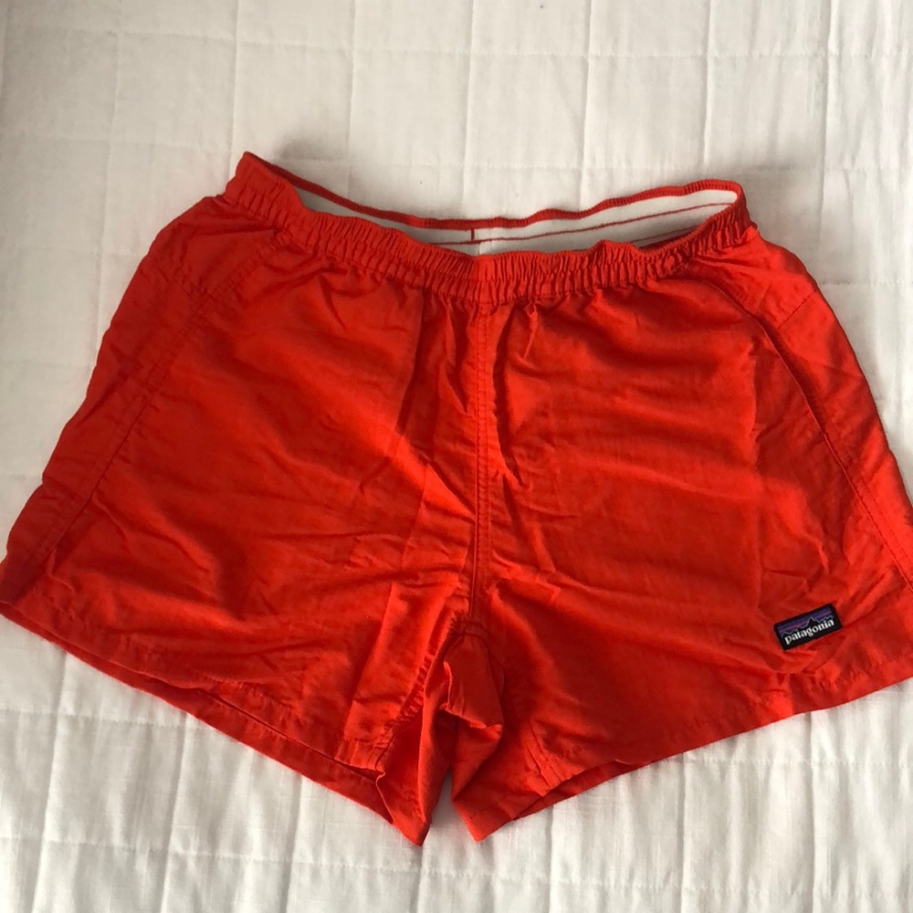Patagonia Baggies Shorts 5 inch- Women’s EUC